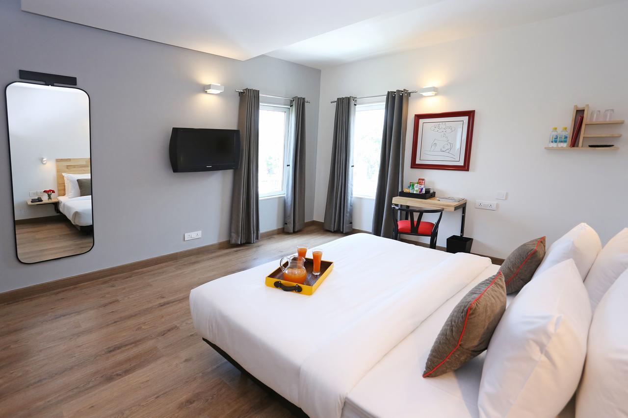 Oyo Townhouse 015 Lajpat Nagar Hotel New Delhi Exterior photo