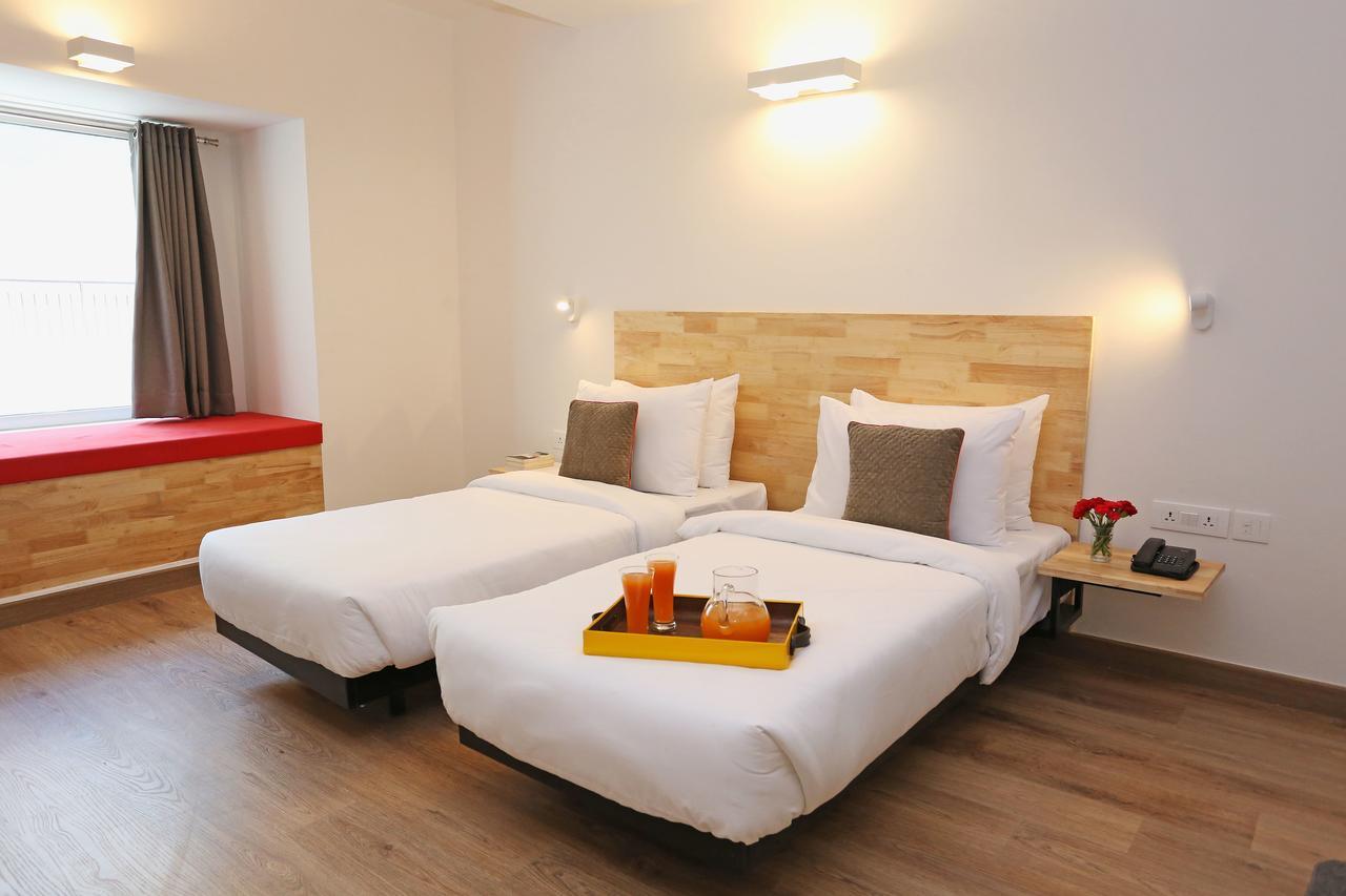 Oyo Townhouse 015 Lajpat Nagar Hotel New Delhi Exterior photo